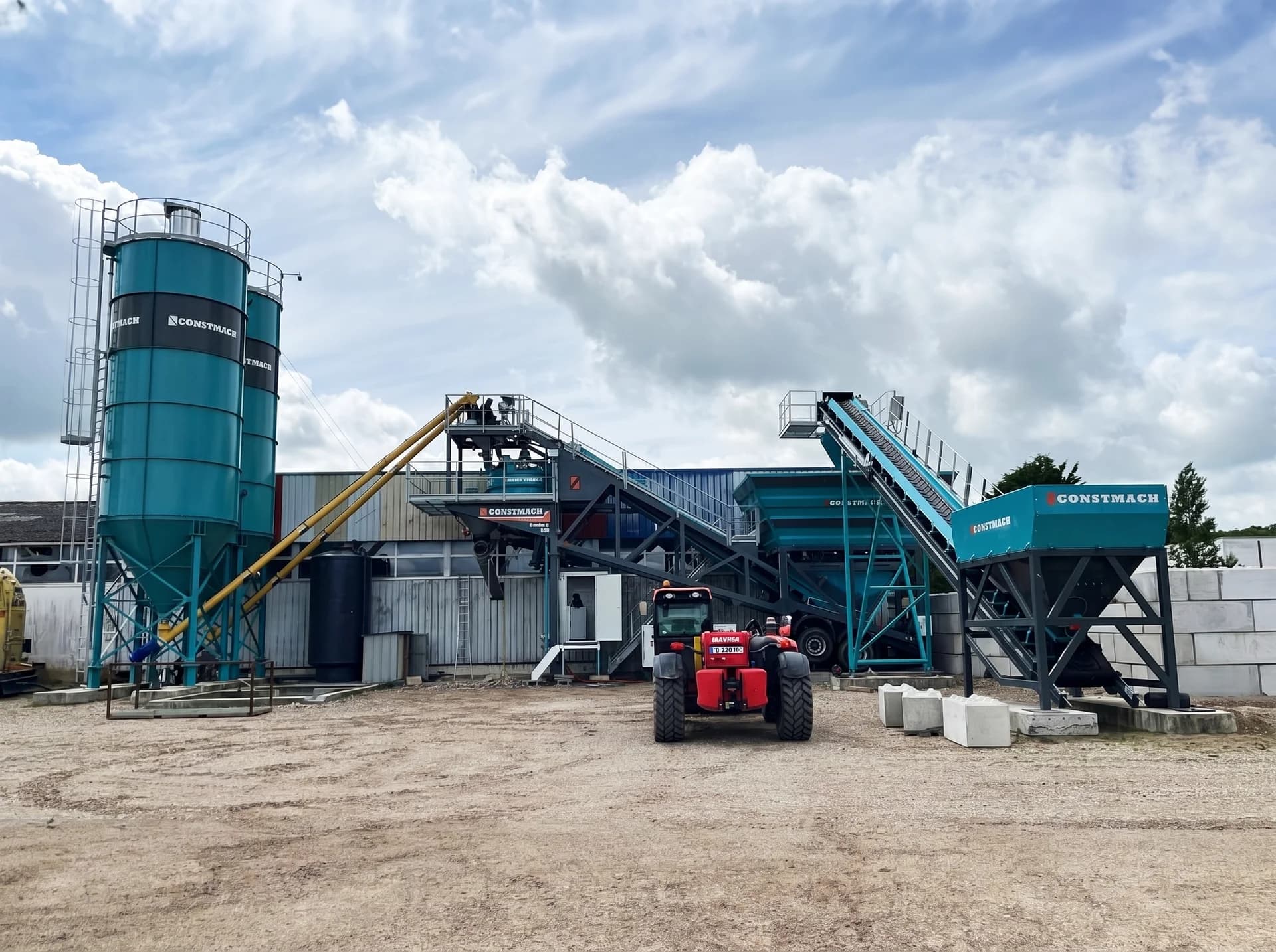MOBILE 60 / CONCRETE BATCHING PLANT — France kurulum referansı