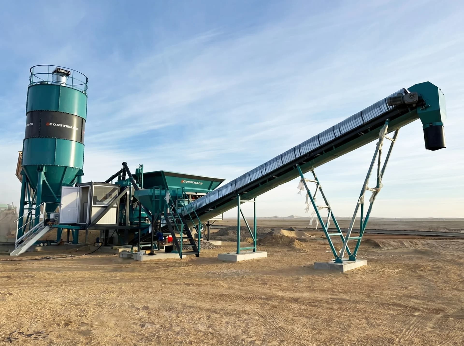 MOBICOM 30 / CONCRETE BATCHING PLANT — Libya kurulum referansı