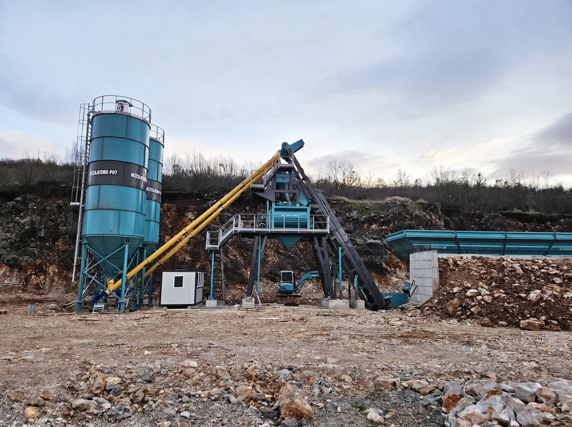 COMPACT 120 / CONCRETE BATCHING PLANT — Montenegro kurulum referansı