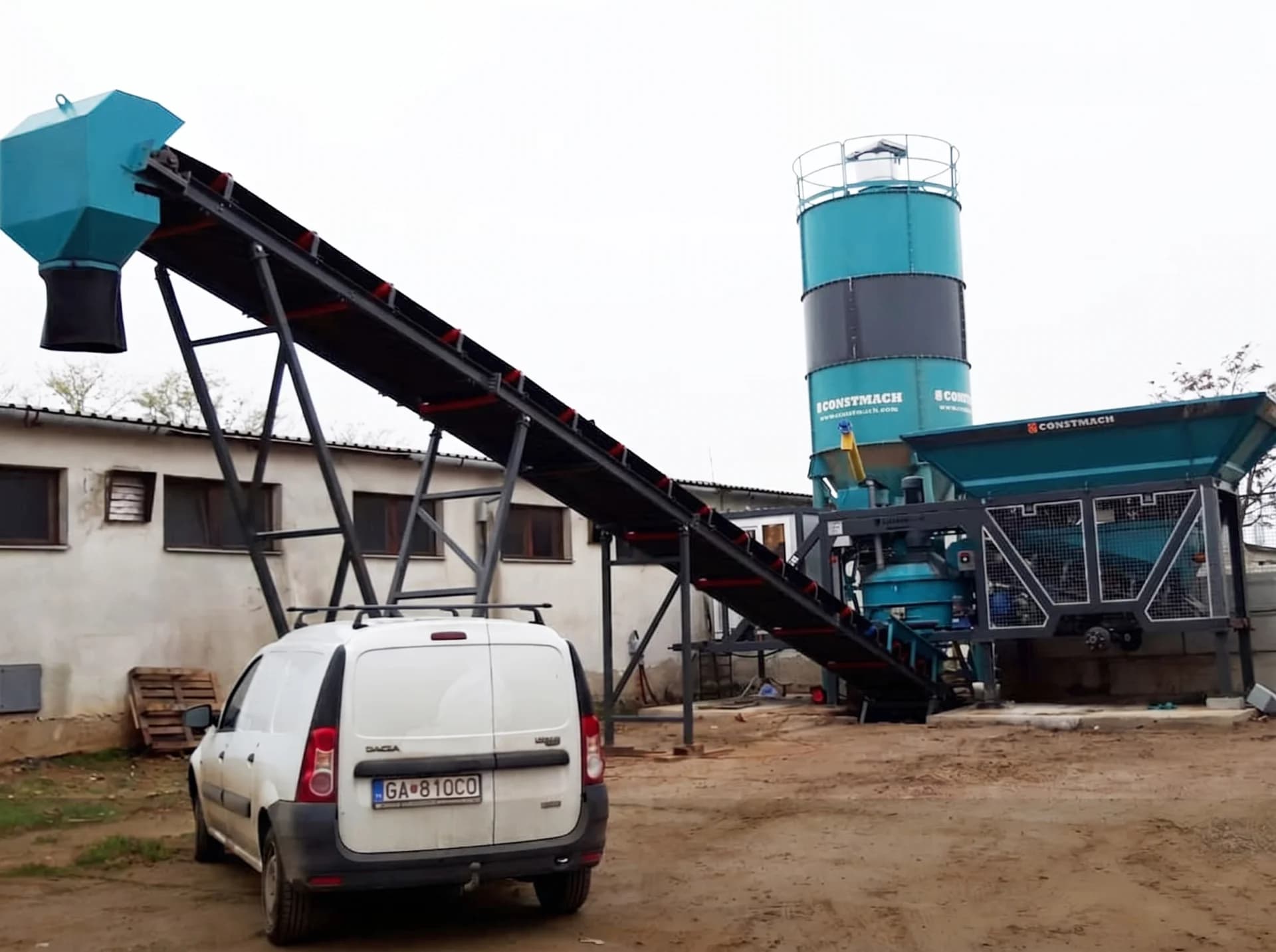 MOBICOM 30 / CONCRETE BATCHING PLANT — Slovakia kurulum referansı