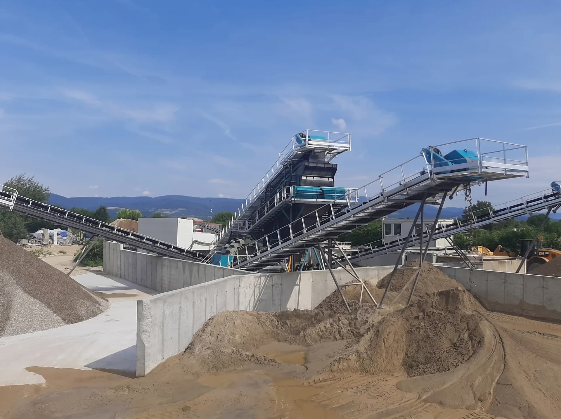 SCREENING AND WASHING PLANT — Slovakia kurulum referansı