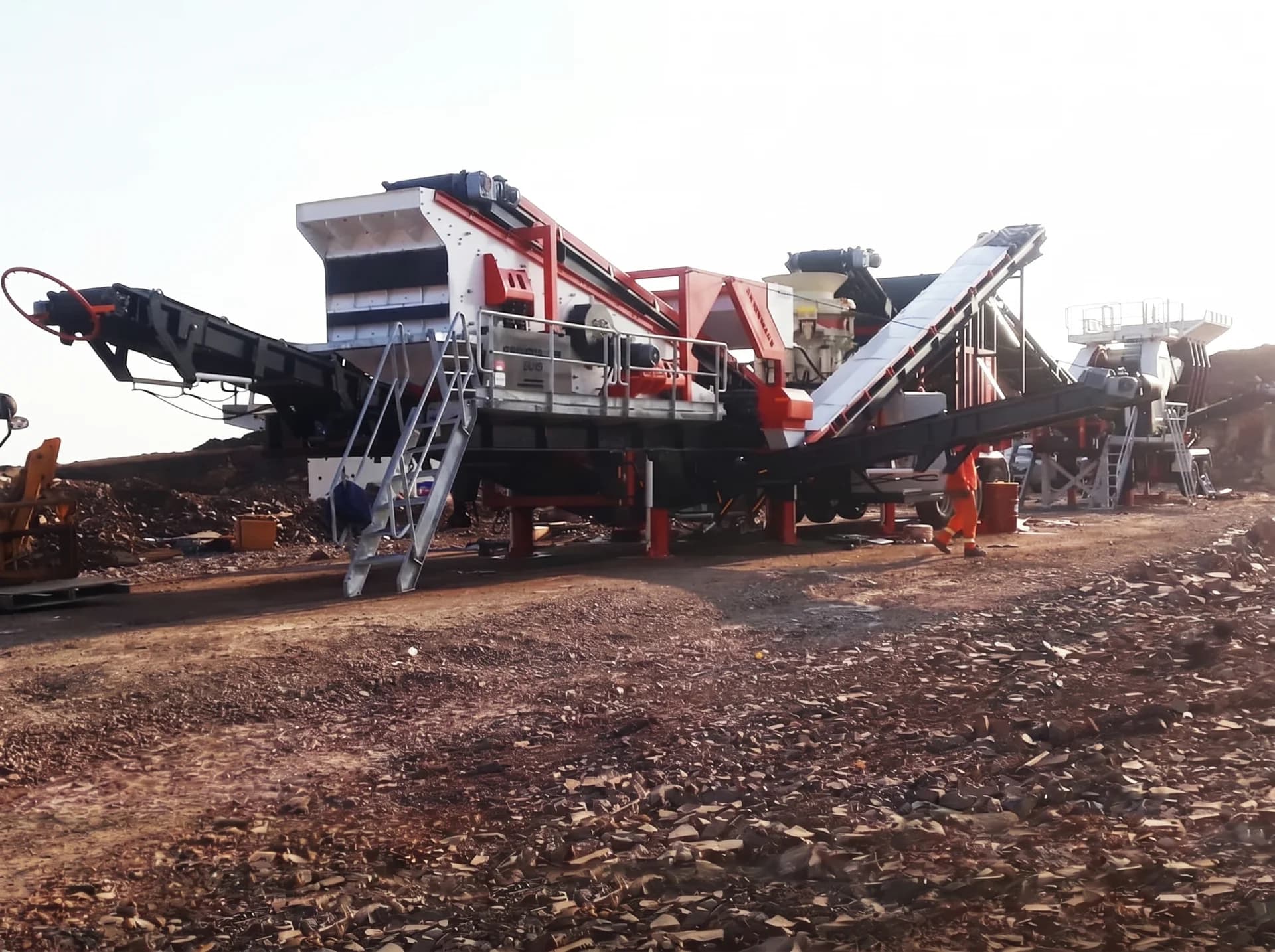 JC - 2 / MOBILE CRUSHING AND SCREENING PLANT — Uruguay kurulum referansı