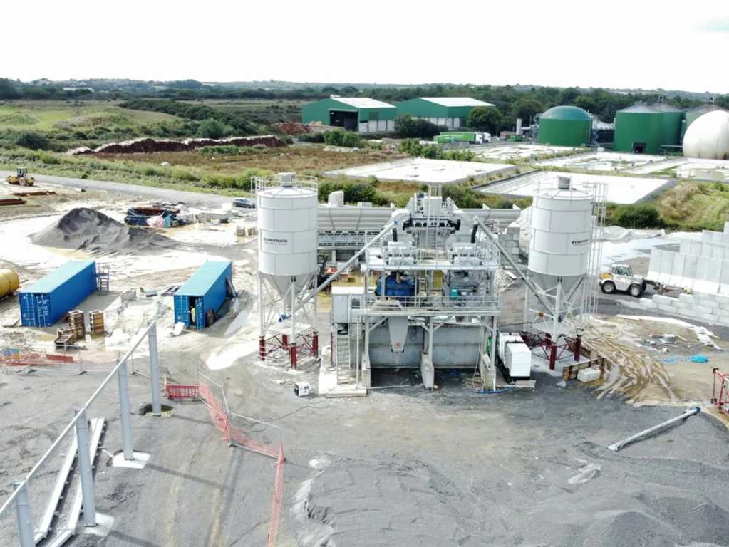 Constmach Doublemix 100 Concrete Batching Plant Installed in the United Kingdom