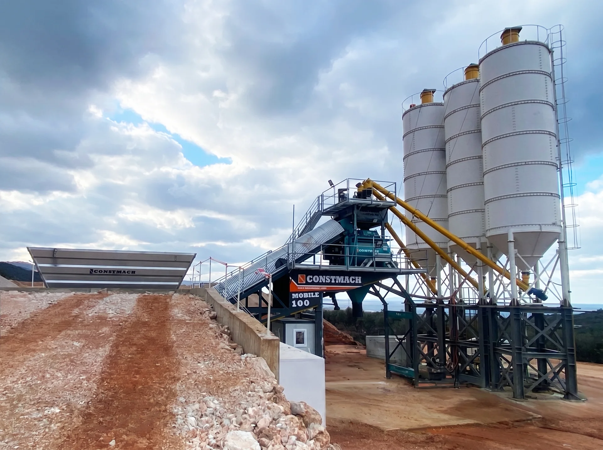 MOBILE 100 / CONCRETE BATCHING PLANT — Greece kurulum referansı
