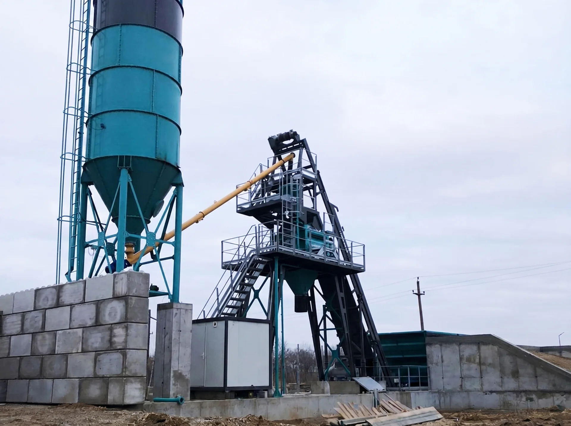 COMPACT 60 / CONCRETE BATCHING PLANT — Romania kurulum referansı