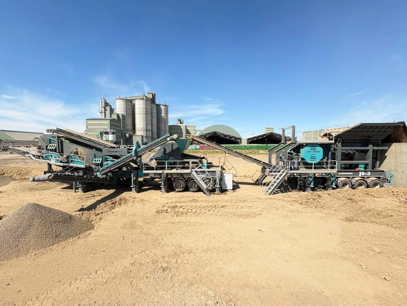 JS-3 Mobile Jaw and Secondary Impact Crusher Plant — image 1