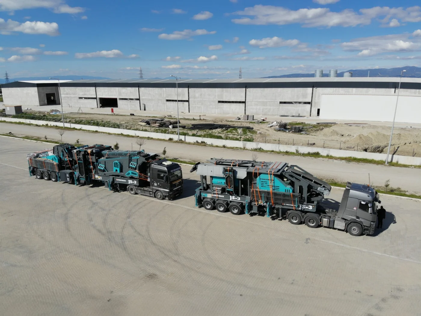 JS-3 Mobile Jaw and Secondary Impact Crusher Plant — image 4